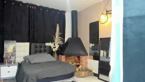 Snapshot of abril_riios chatting on June 15, 3:42 am Abril online show from June 15, 3:42 am