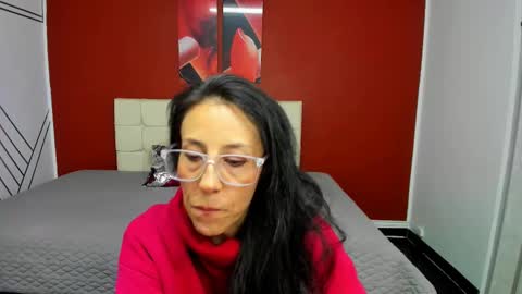 Snapshot of abrillee1 chatting on February 24, 8:03 pm ABRIL online show from February 24, 8:03 pm