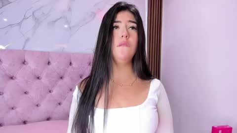 Abril online show from May 16, 11:42 am