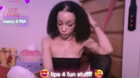 Snapshot of abruisedpeach chatting on June 23, 3:04 am Peach online show from June 23, 3:04 am