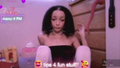 Snapshot of abruisedpeach chatting on June 25, 2:33 am Peach online show from June 25, 2:33 am