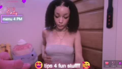 Snapshot of abruisedpeach chatting on July 2, 2:55 am Peach online show from July 2, 2:55 am
