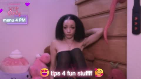 Snapshot of abruisedpeach chatting on August 6, 2:46 am Peach online show from August 6, 2:46 am