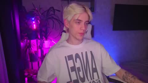 Nick online show from December 5, 1:52 pm