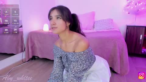 Snapshot of aby_whitee chatting on December 7, 8:22 am   Aby   online show from December 7, 8:22 am