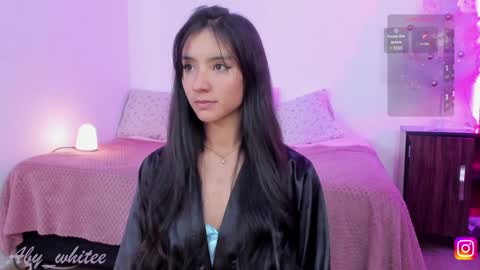 Snapshot of aby_whitee chatting on December 18, 4:31 am   Aby   online show from December 18, 4:31 am