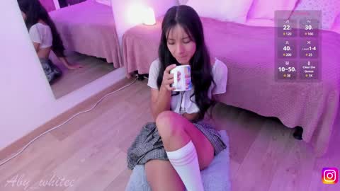Snapshot of aby_whitee chatting on December 23, 4:22 am   Aby   online show from December 23, 4:22 am