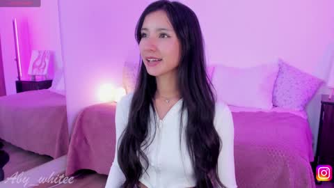 Snapshot of aby_whitee chatting on February 7, 2:08 am   Aby   online show from February 7, 2:08 am