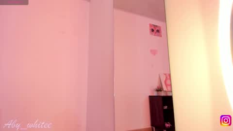 Snapshot of aby_whitee chatting on September 18, 11:34 am   Aby   online show from September 18, 11:34 am