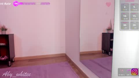 Snapshot of aby_whitee chatting on September 26, 12:31 pm   Aby   online show from September 26, 12:31 pm