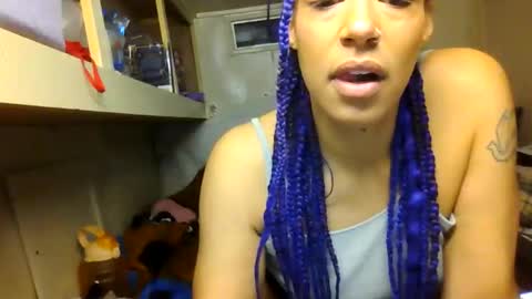 acassiecakes online show from February 4, 11:49 am