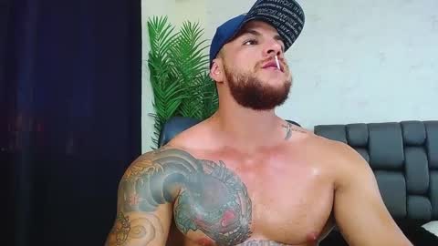 ace_owens online show from February 1, 9:40 pm