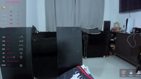 Snapshot of acid_alice666 chatting on November 24, 2:55 am Alice online show from November 24, 2:55 am