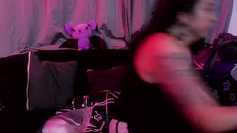 Snapshot of acid_alice666 chatting on May 7, 1:44 am Alice online show from May 7, 1:44 am