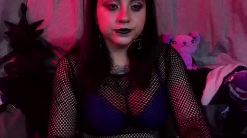 Snapshot of acid_alice666 chatting on May 8, 11:32 pm Alice online show from May 8, 11:32 pm