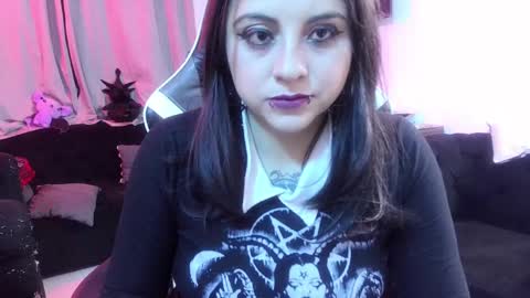 Snapshot of acid_alice666 chatting on May 12, 2:41 am Alice online show from May 12, 2:41 am