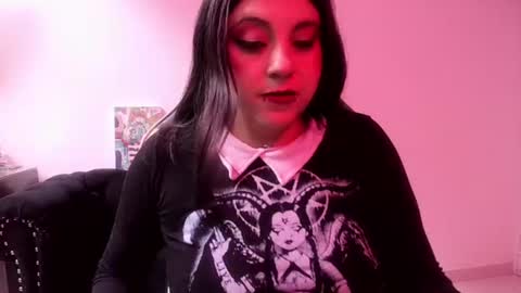 Snapshot of acid_alice666 chatting on June 15, 12:40 pm Alice online show from June 15, 12:40 pm
