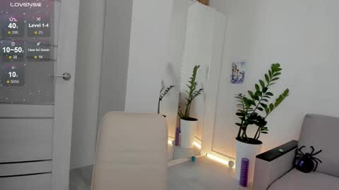 Snapshot of acid_juice chatting on October 29, 9:16 pm Anna FANSLY yesacid online show from October 29, 9:16 pm