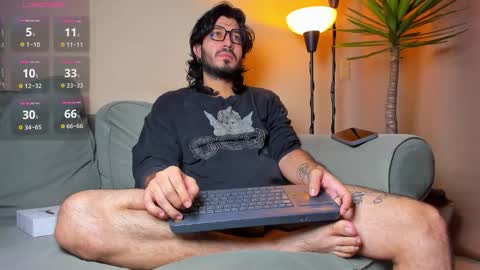 R. online show from December 19, 9:38 am