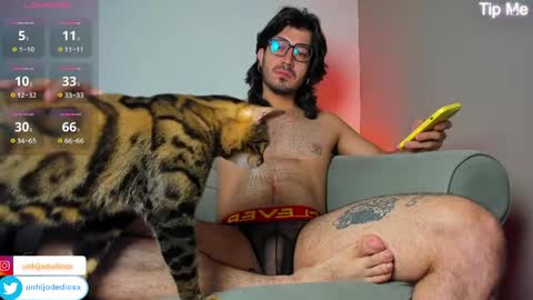 Snapshot of ackerman_eren_ chatting on May 16, 10:23 am R. online show from May 16, 10:23 am