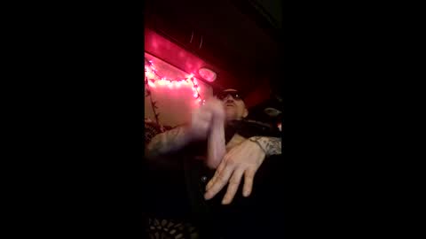 Snapshot of act_right_dub420 chatting on March 14, 4:23 pm act_right_dub420 online show from March 14, 4:23 pm