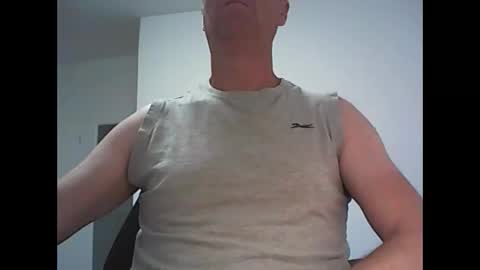 active147 online show from April 29, 9:32 pm