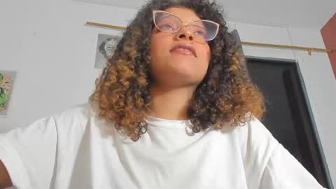  Isa  online show from December 3, 5:15 am