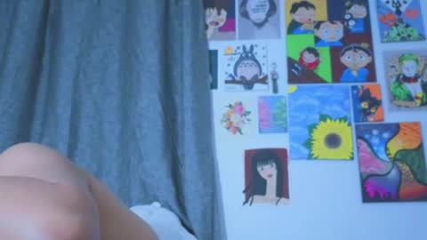Snapshot of ada_gales_ chatting on July 17, 3:02 am Isa online show from July 17, 3:02 am