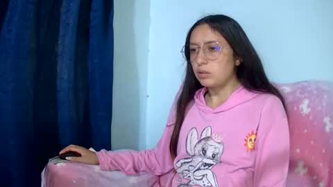 Ada naugthy28 online show from November 14, 7:01 pm