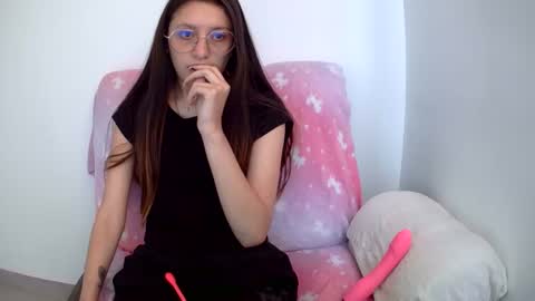 Ada naugthy28 online show from February 25, 3:21 pm