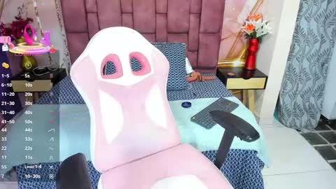 ada_piter online show from November 18, 4:39 am