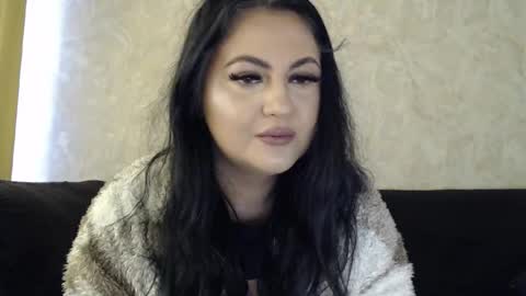 Snapshot of ada_rain chatting on May 17, 12:45 pm Ada online show from May 17, 12:45 pm