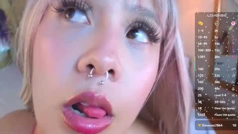 Snapshot of ada_sins chatting on September 8, 8:08 pm Ada online show from September 8, 8:08 pm