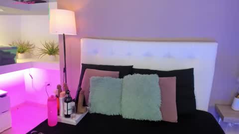 adabenneth online show from March 2, 4:47 am