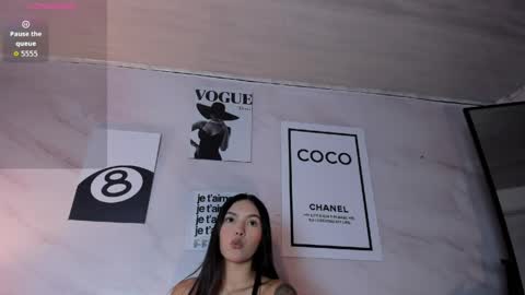 Snapshot of adalyn_cute chatting on June 4, 11:38 am Adalyn Cute online show from June 4, 11:38 am