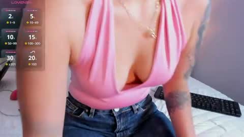 Adalyn Cute online show from July 26, 11:50 am