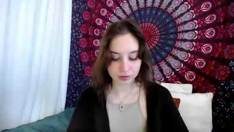 Snapshot of adalyndirty chatting on December 3, 7:38 am Adalyn online show from December 3, 7:38 am