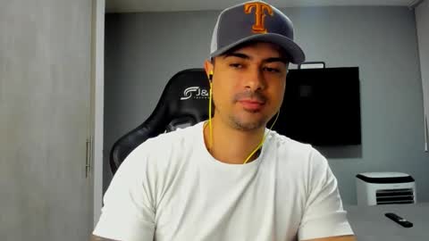 adam clarke online show from February 21, 4:13 am