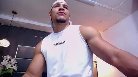 adam_fit19cm online show from November 21, 1:43 pm