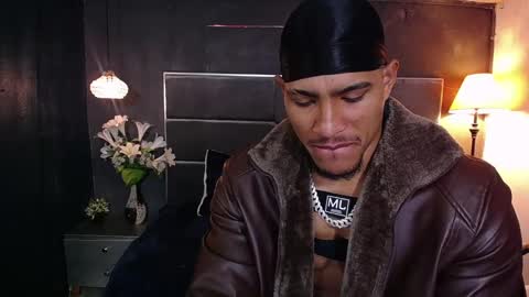 adam_fit19cm online show from March 14, 1:49 pm