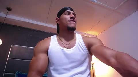 adam_fit19cm online show from March 21, 2:16 am