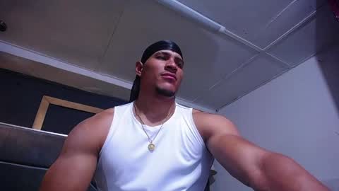 Snapshot of adam_fit19cm chatting on June 2, 3:14 pm adam_fit19cm online show from June 2, 3:14 pm