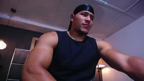 Snapshot of adam_fit19cm chatting on June 19, 1:59 pm adam_fit19cm online show from June 19, 1:59 pm