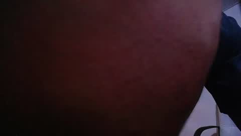 Snapshot of adam_fit19cm chatting on June 23, 2:37 pm adam_fit19cm online show from June 23, 2:37 pm