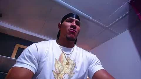 Snapshot of adam_fit19cm chatting on July 2, 2:01 pm adam_fit19cm online show from July 2, 2:01 pm