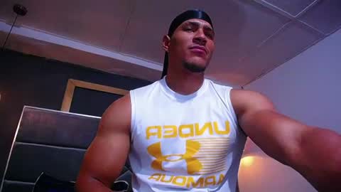 Snapshot of adam_fit19cm chatting on July 22, 2:31 pm adam_fit19cm online show from July 22, 2:31 pm