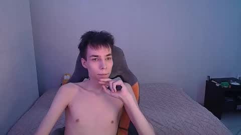 Snapshot of adam_kpoy chatting on October 2, 7:43 pm adam kpoy online show from October 2, 7:43 pm