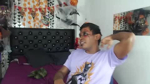 Snapshot of adam_morgan2 chatting on October 22, 7:19 am adam_morgan2 online show from October 22, 7:19 am