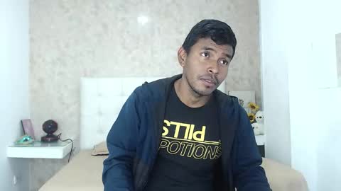 Snapshot of adam_morgan2 chatting on December 18, 1:55 am adam_morgan2 online show from December 18, 1:55 am