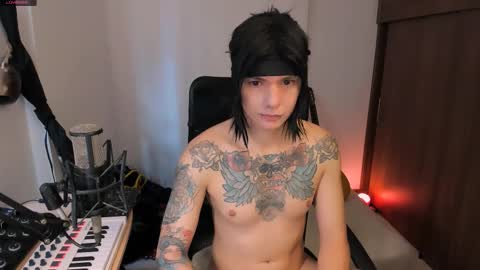  Adam online show from October 14, 1:34 pm